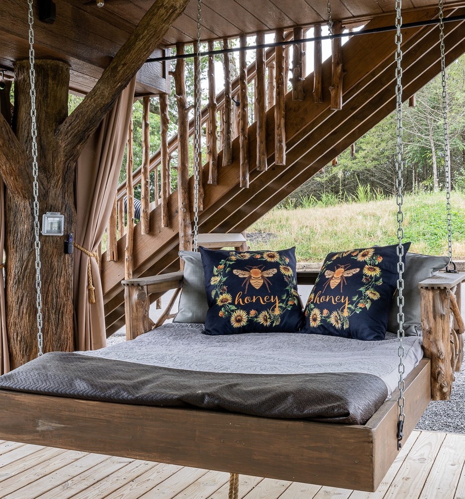 The Honey Hole Treehouse Suspended Bed