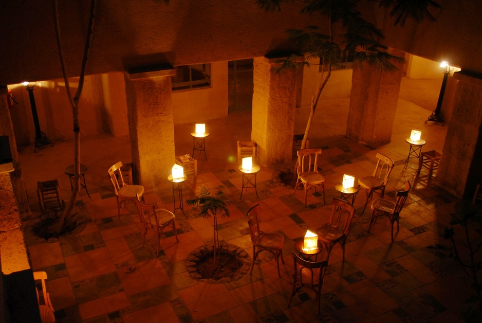 Feynan Ecolodge courtyard at night