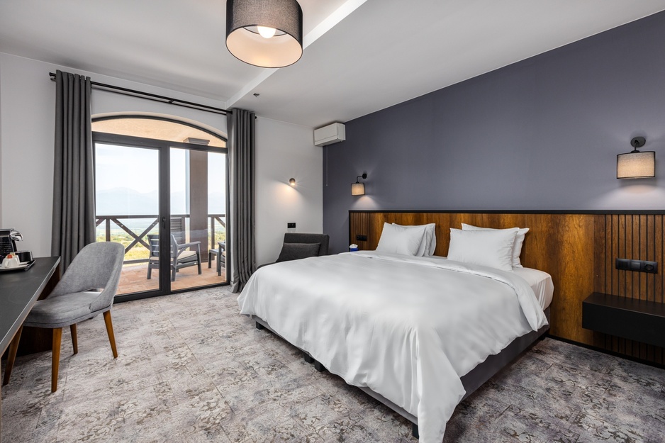 Hotel Qvevrebi Double Room with Mountain View