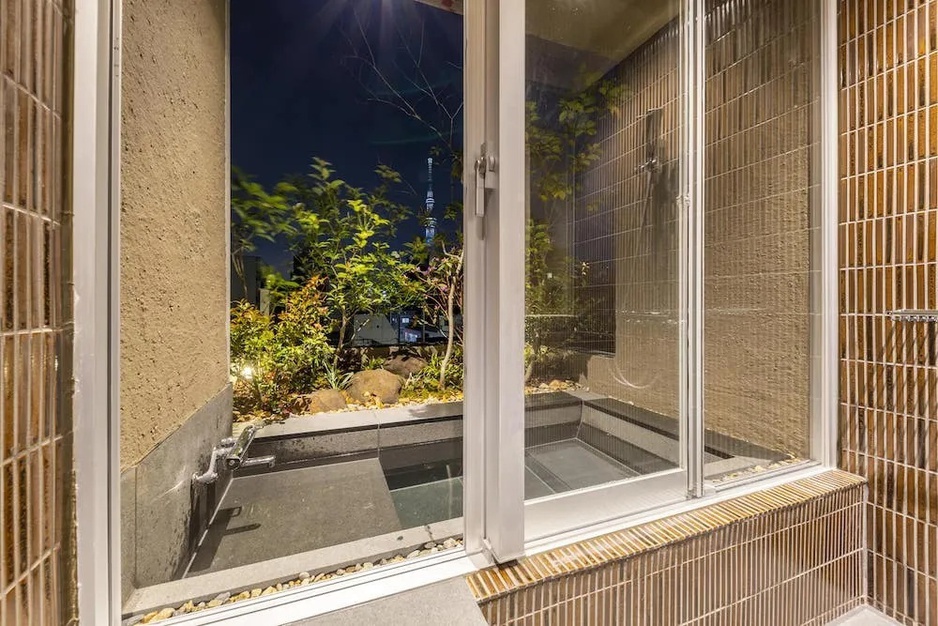 Chashitsu Ryokan - Teahouse Grand Shell with a Private Open-Air Bath