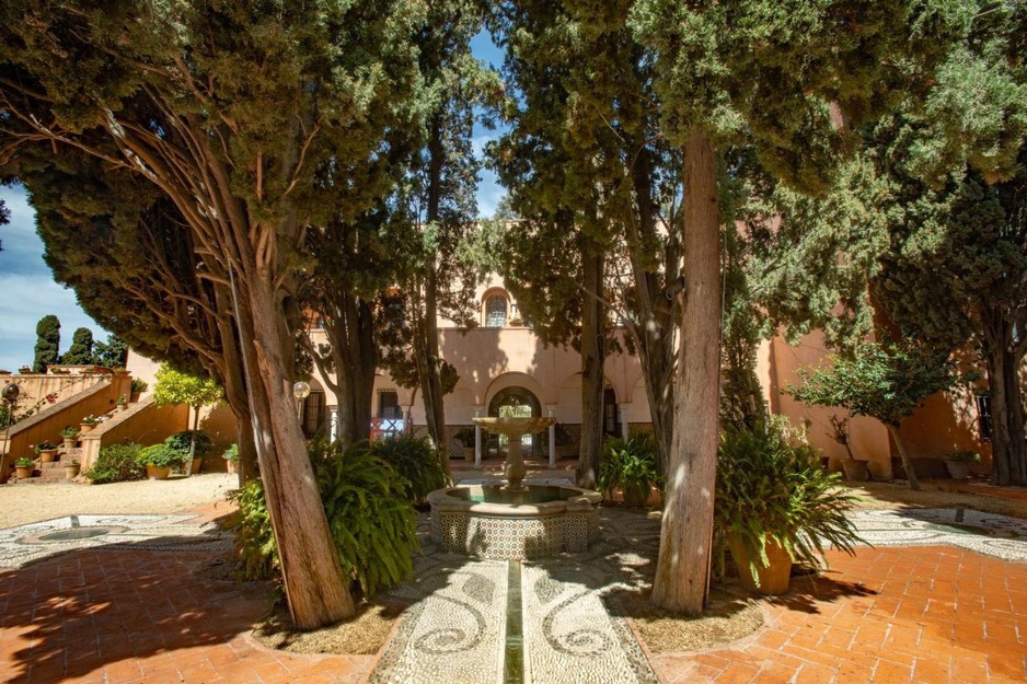 Soho Boutique Castillo de Santa Catalina - Moorish Villa with a Fountain