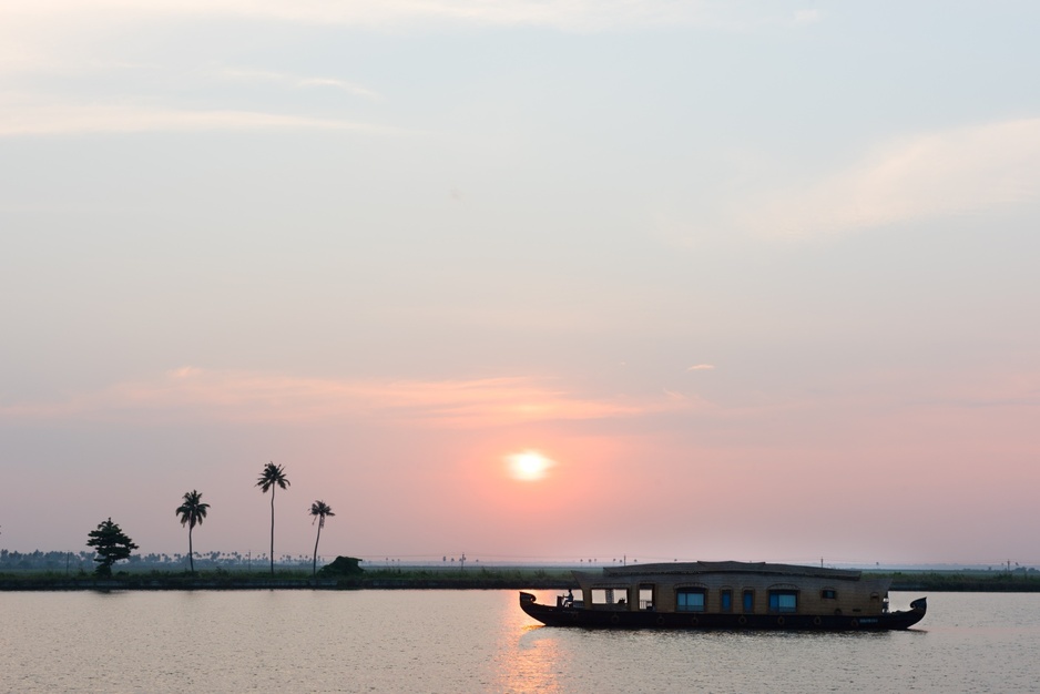 Xandari Riverscapes Houseboat Sunset View