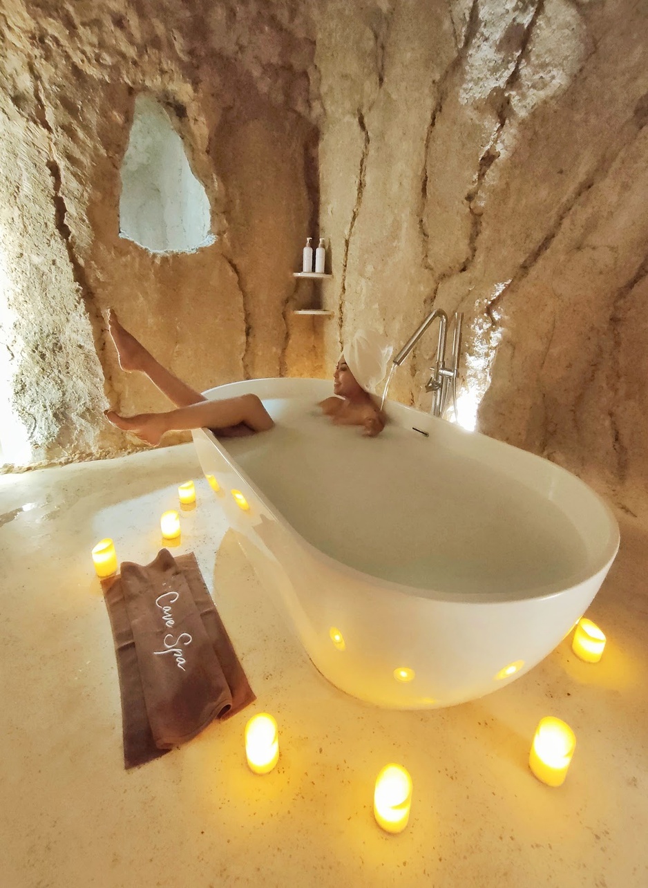 Loccal Collection Hotel Cave Spa