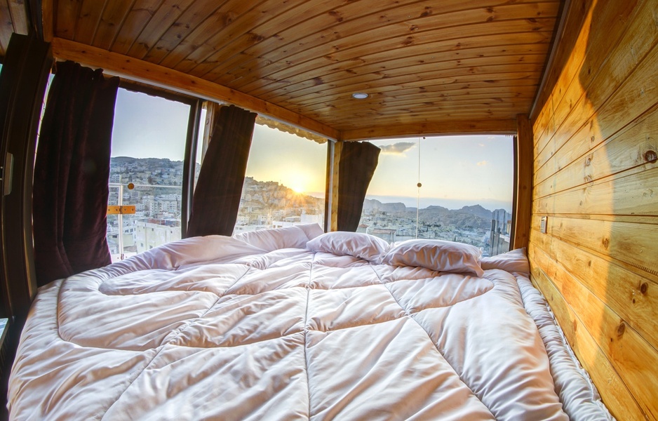 Petra Capsules Hostel - Panoramic Sleeping Pods