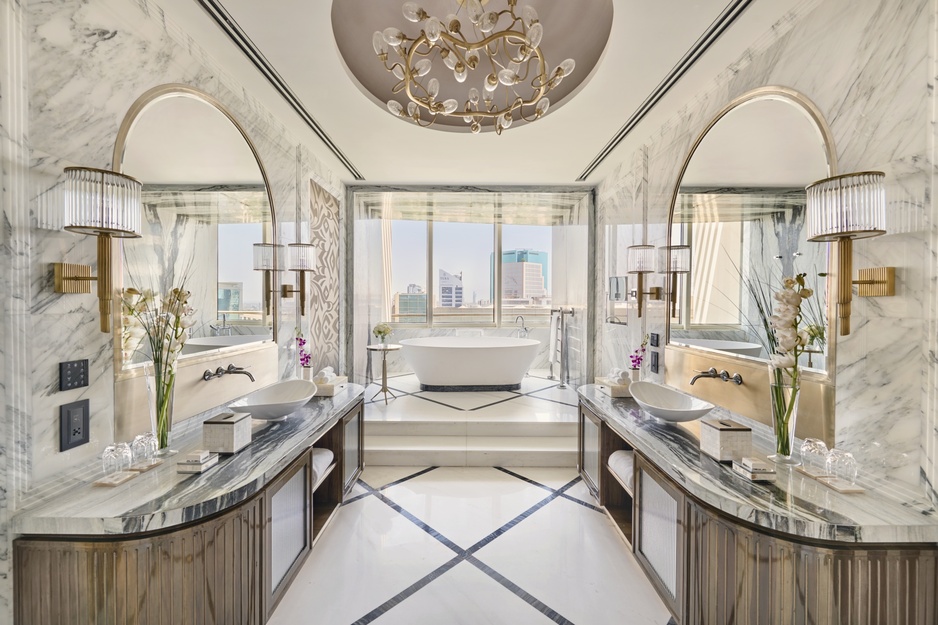 Mandarin Oriental Al Faisaliah Hotel Royal Suite Bathroom