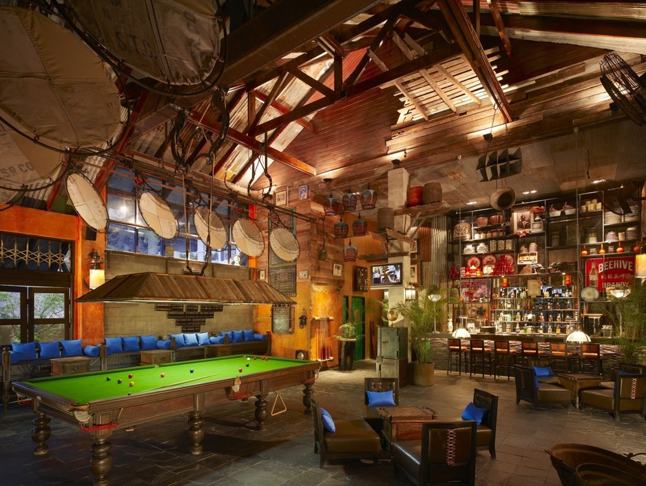 sports bar