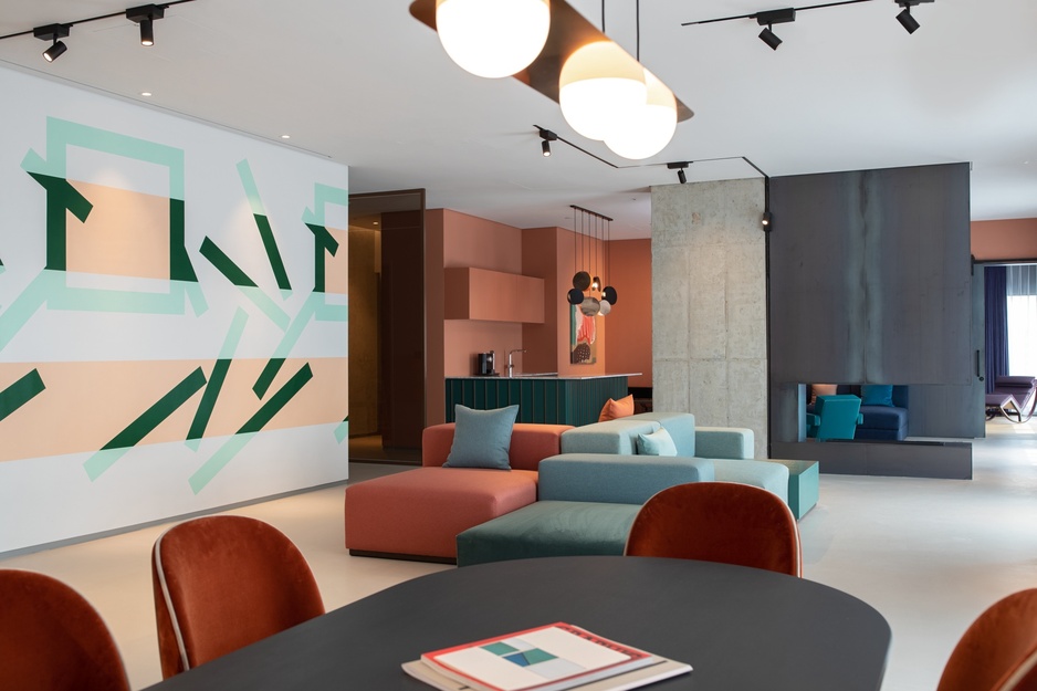 RYSE Hotel Seoul - Executive Producer Suite Living Room