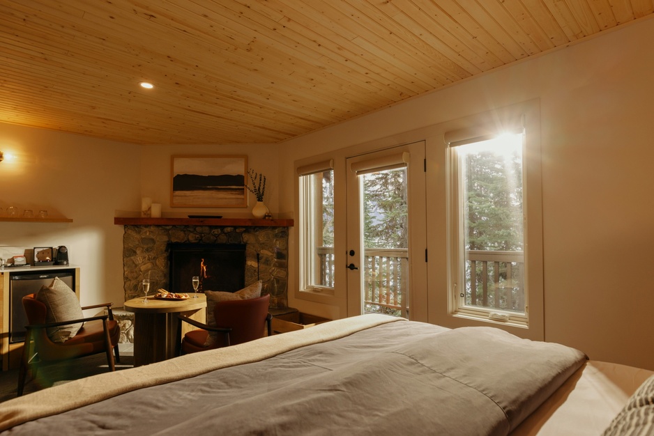 Emerald Lake Lodge Signature Room