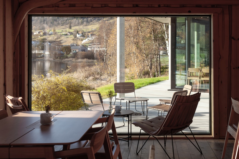 Elva Restaurant