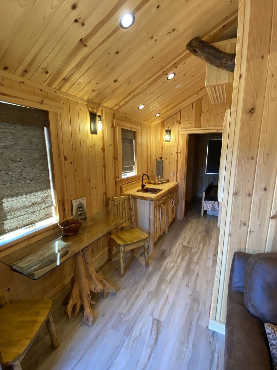 Victorian Mansion Bed and Breakfast Inn - Treehouse Cottage Interior