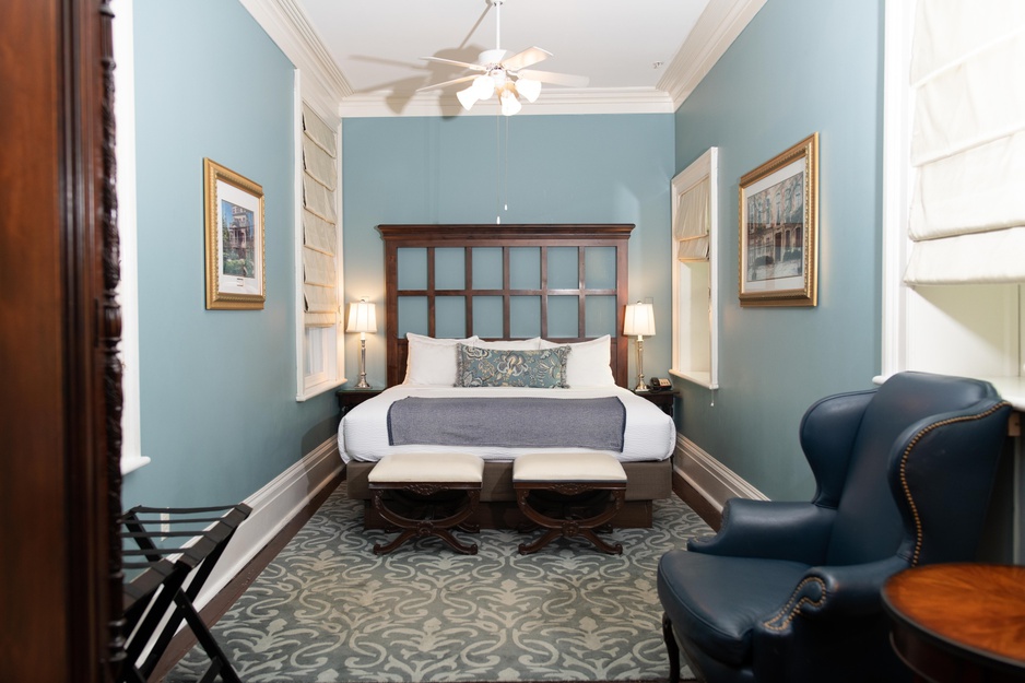 Marshall House Luxury King Suite