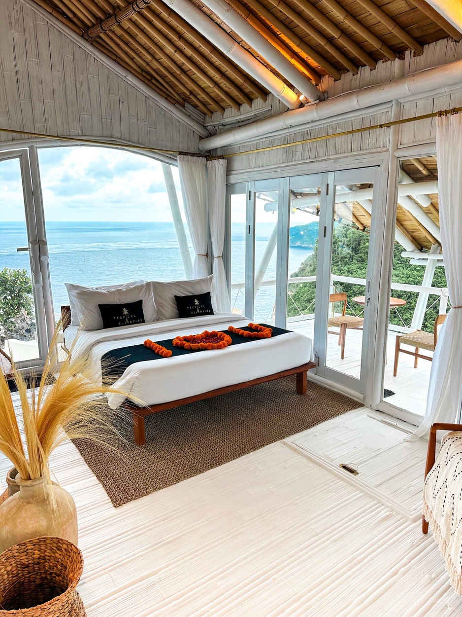 Tropical Glamping Bali - Honeymoon Villa Bedroom