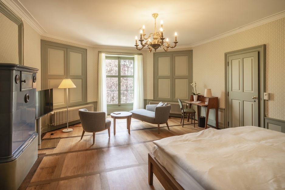 Shadau Castle Hotel Double Room Park View