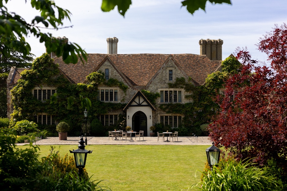 Boys Hall's Green Facade in Ashford, UK