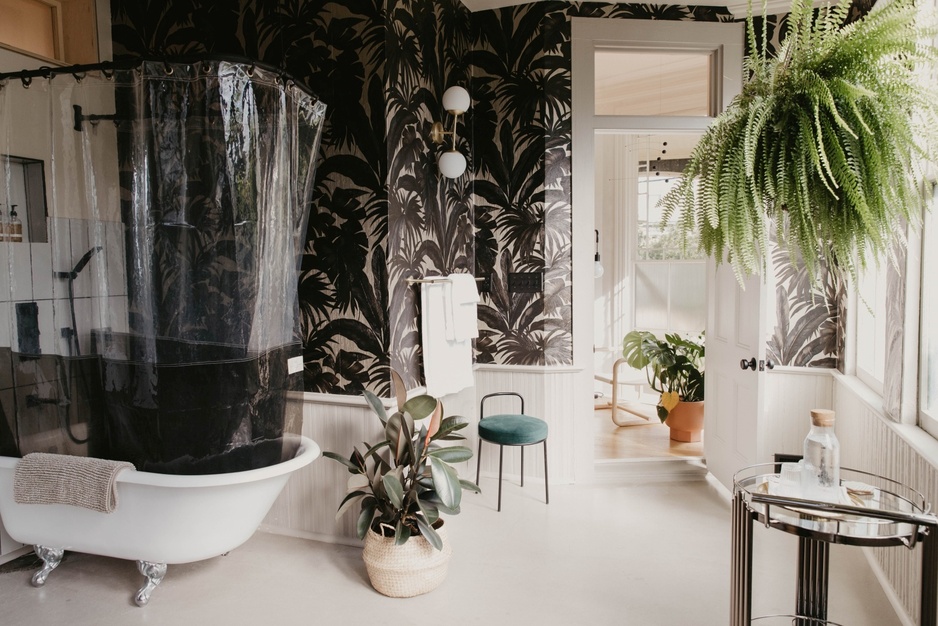 Dreamers Welcome Wilmington Hotel Bathroom in the Romantic Suite