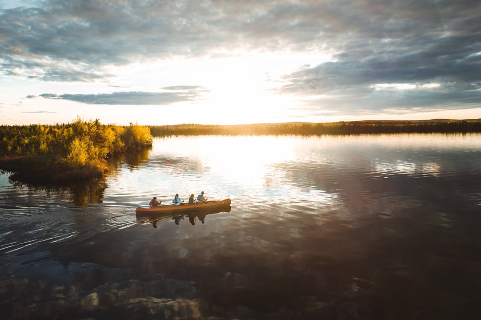 Apukka Resort Canoeing Tour