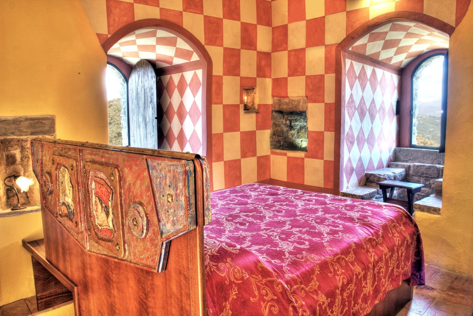 Castello di Petroia Castle Room