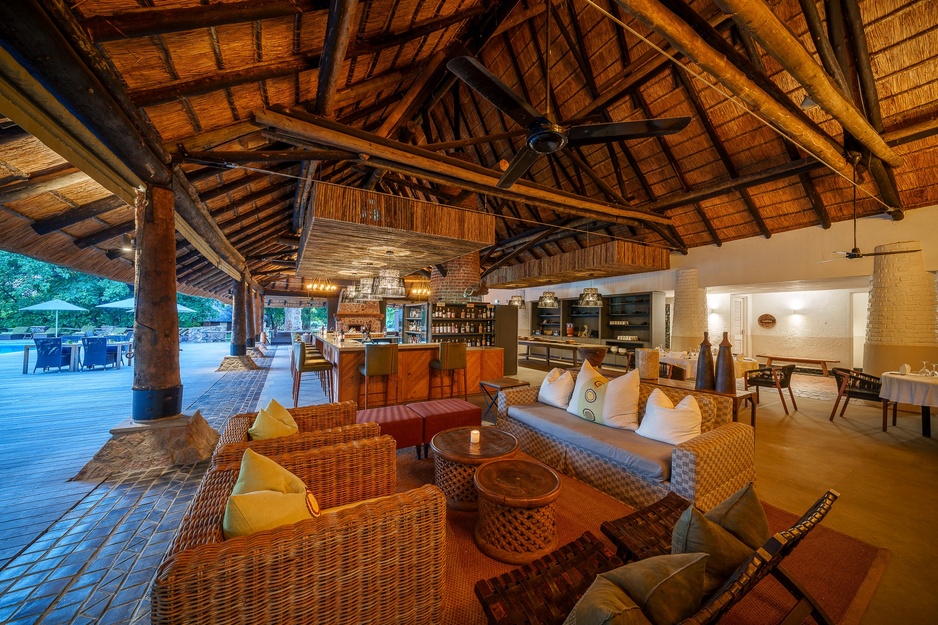 Mfuwe Lodge Bar and Restaurant