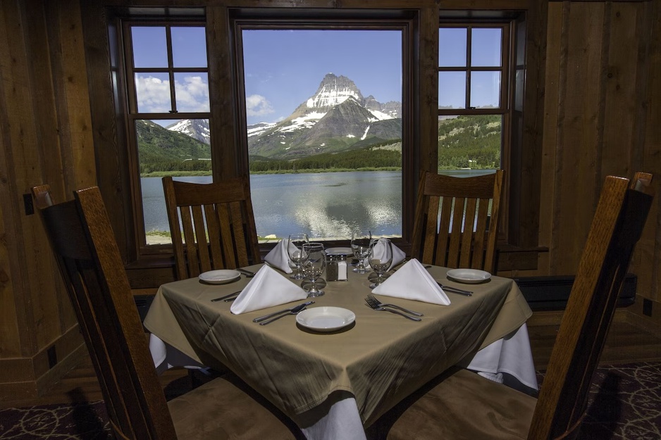 Many Glacier Hotel's Restaurant Mountain View Seating
