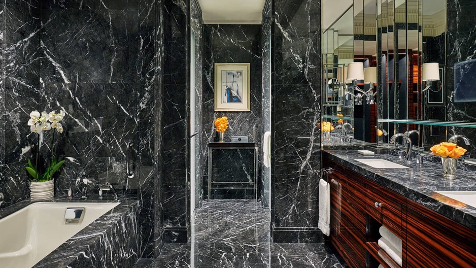 Four Seasons Hotel Bahrain Bay Marble Bathroom
