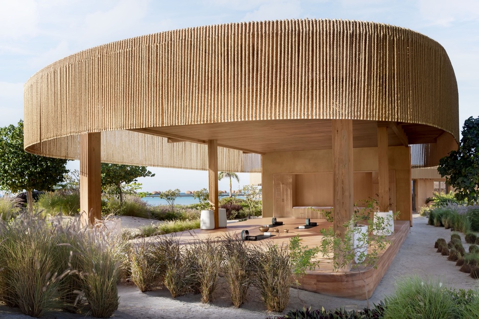 Nujuma Resort Neyrah Spa Yoga Pavilion