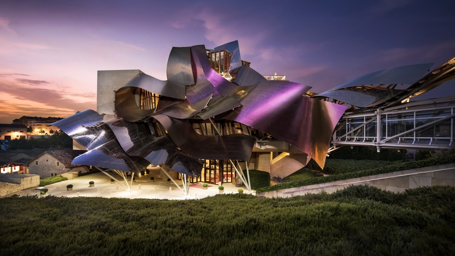 Hotel Marques De Riscal Exterior At Night