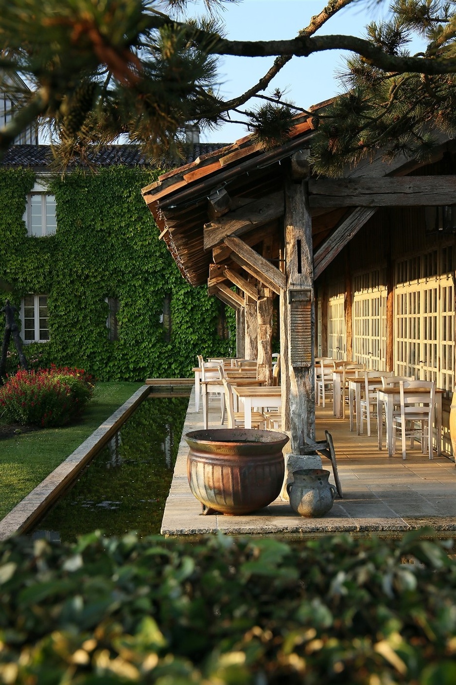 Les Sources de Caudalie - Restaurant Table Du Lavoir Terrace