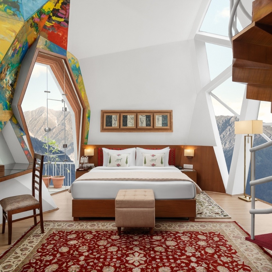 Tree of Life Eila Art Hotel Skyscape Art Déco Family Room Bed