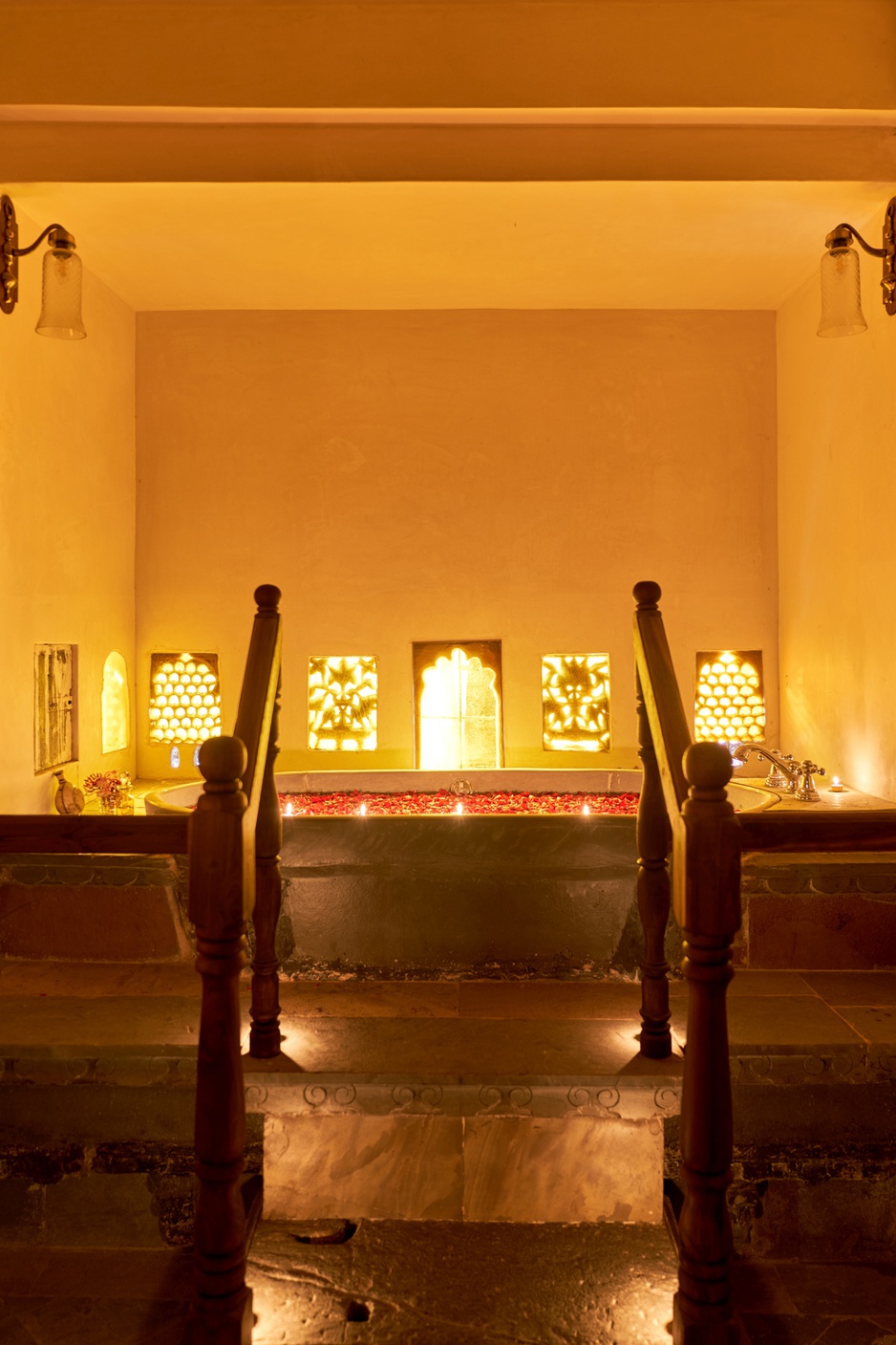 Kesari Suite Bathroom