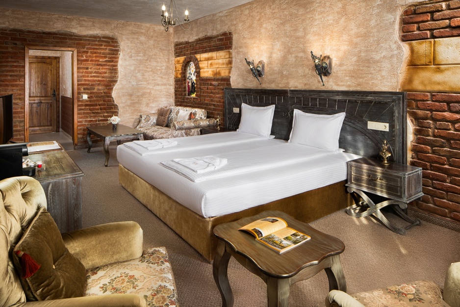 Royal Valentina Castle - Deluxe Double Room with Hot Tub