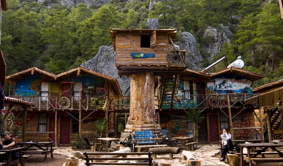 Kadir’s Top Tree Houses - Crazy Treehouses In Turkey