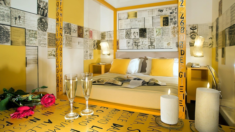 Poet's Suite Abitart Hotel