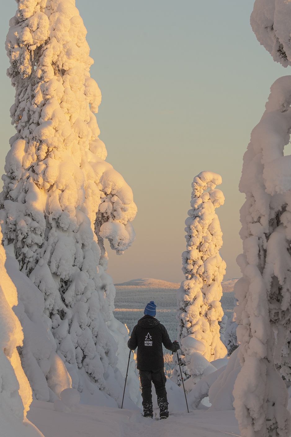 Nivunki Village Snowshoeing