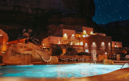 Bluff Dwellings Resort & Spa