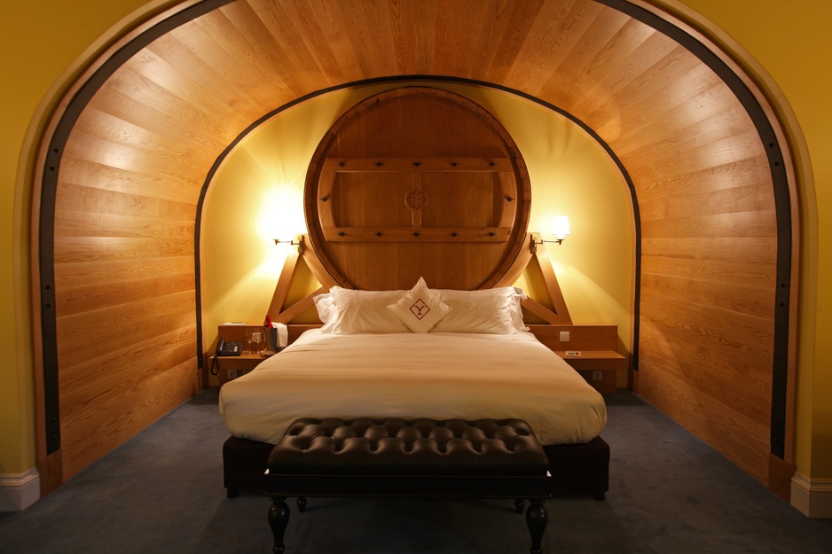 Yeatman Hotel barrel bed