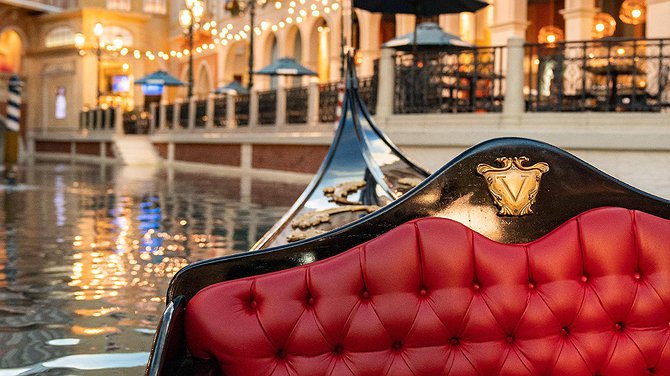 The Venetian Resort Las Vegas Mall Gondola Cruise