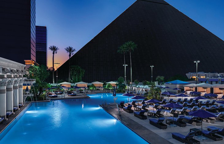 Luxor Hotel Outdoor Pool