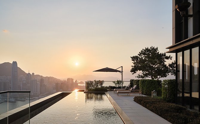 Harbour House Terrace Private Infinity Pool - Rosewood Hong Kong