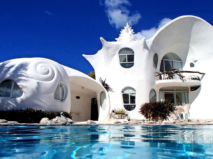 The Shell House – Giant Shell-Shaped Vacation Home In Mexico