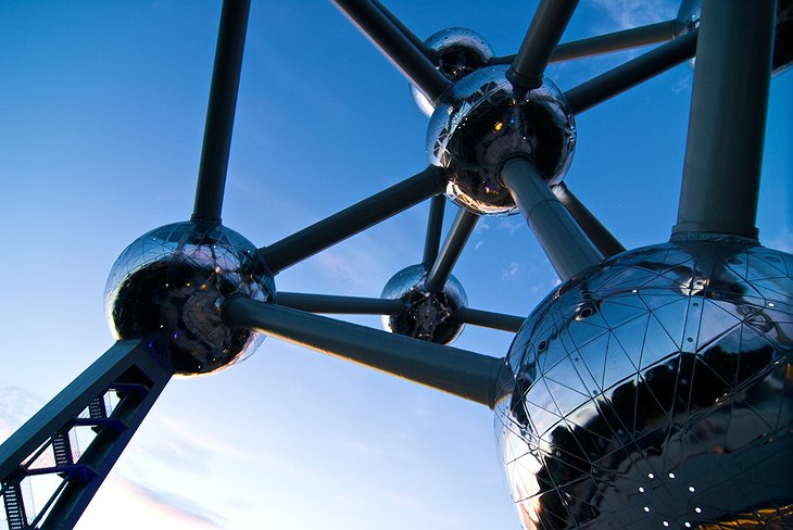 Atomium Kidsphere – A Night In One Of The Atomium’s Glass Spheres