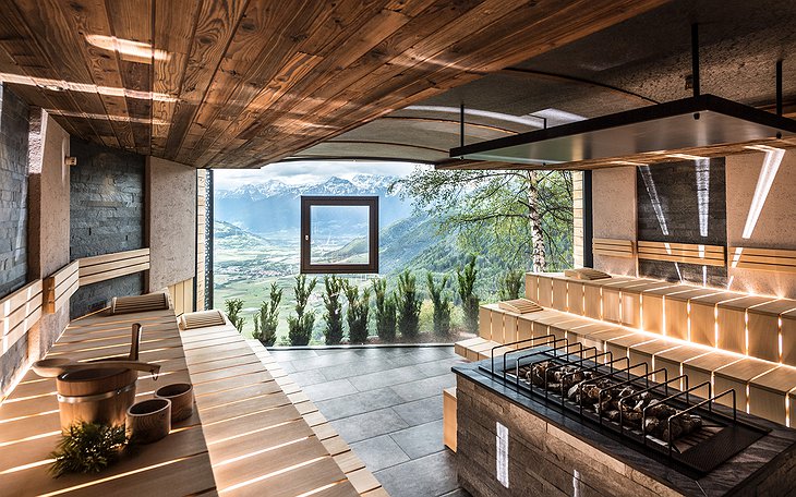 Hotel Das Gerstl Panoramic Aufguss Sauna with Supersize Windows