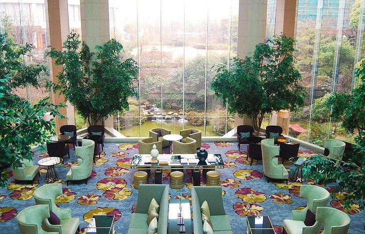DoubleTree by Hilton Shanghai-Pudong Hotel Lobby