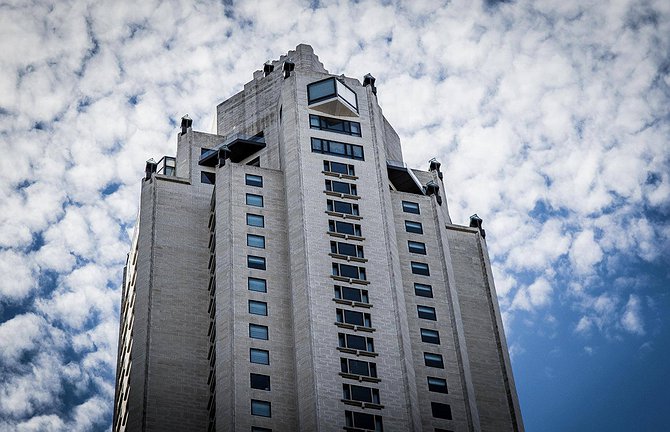 Four Seasons Hotel New York Building