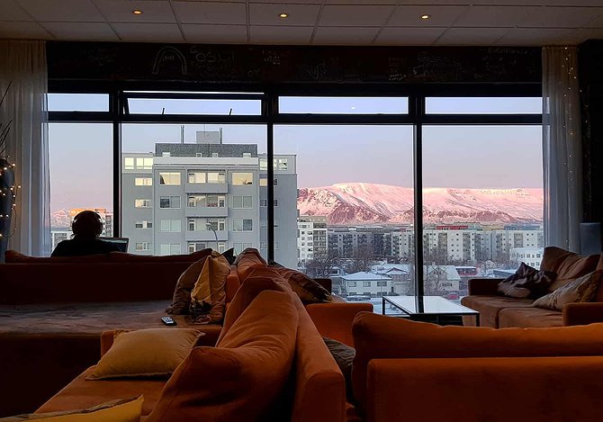 Galaxy Pod Hostel Lounge With Reykjavik City Panorama