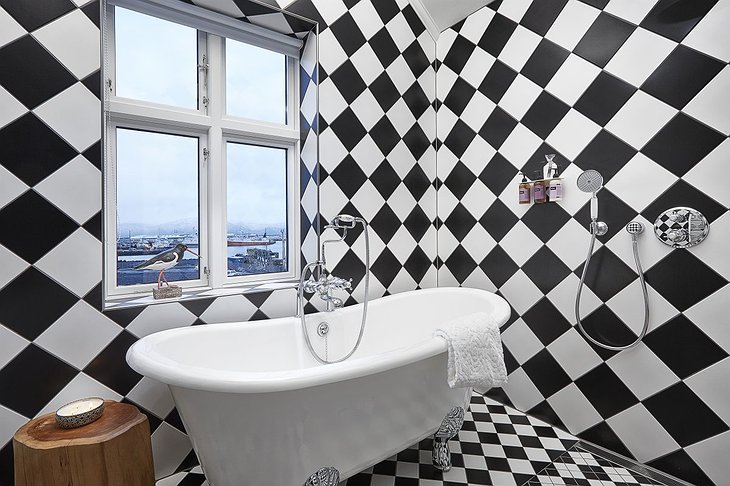 Icelandair Hotel Reykjavik Marina Black And White Bathroom