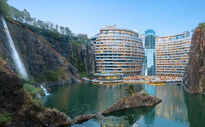InterContinental Shanghai Wonderland - Surreal, Partially Underwater Hotel Built in a Former Quarry