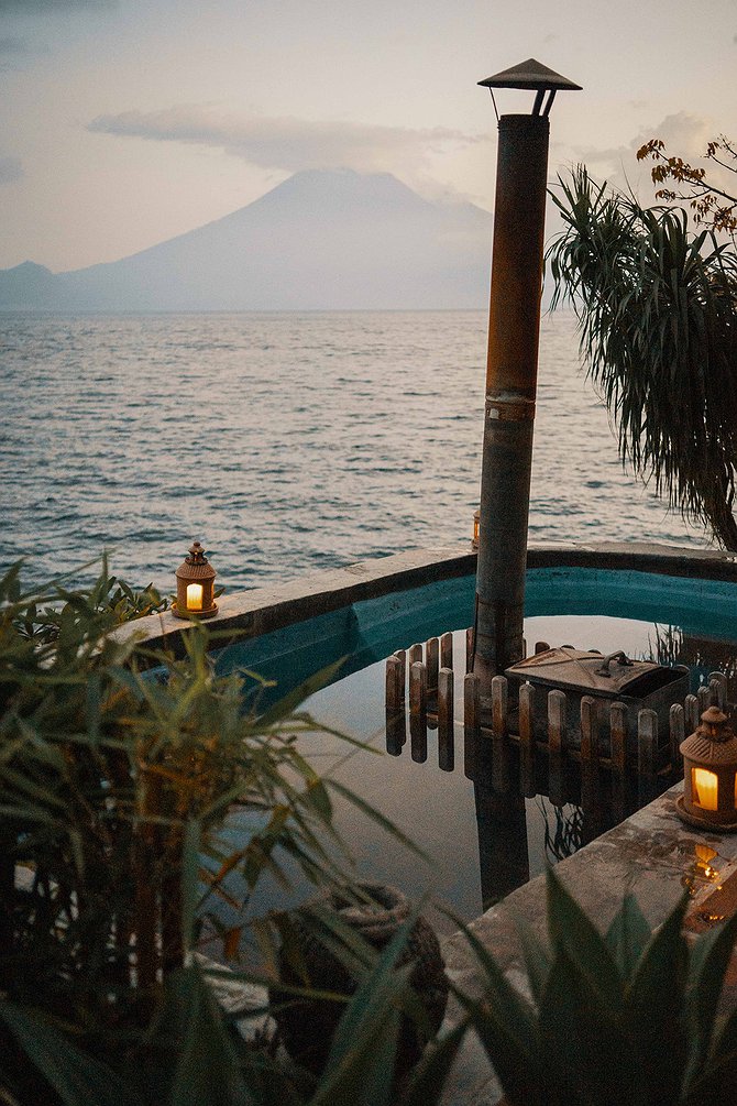 La Casa del Mundo - Amazing Family-Owned Hotel at Guatemala's Lake Atitlan