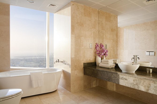 Nassima Tower Hotel Apartments Bathroom