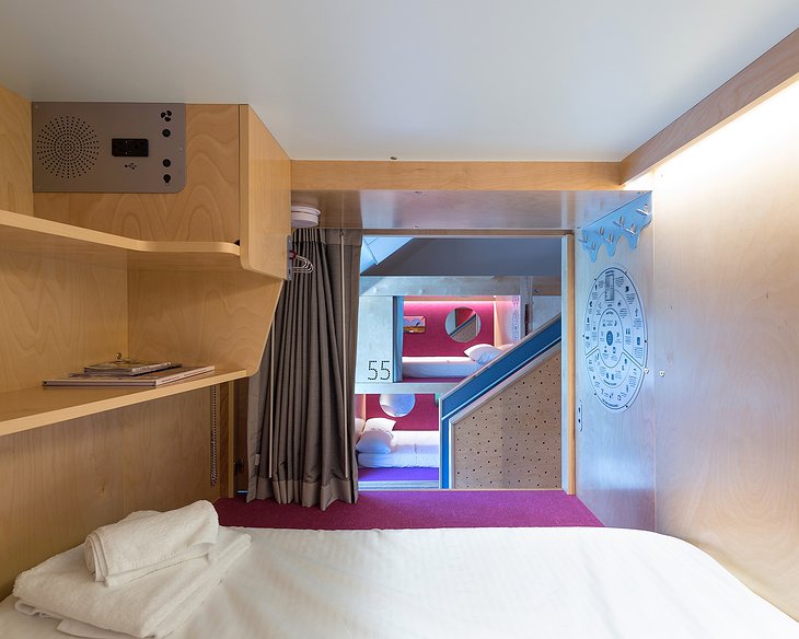 Pangea Pod Hotel Capsule