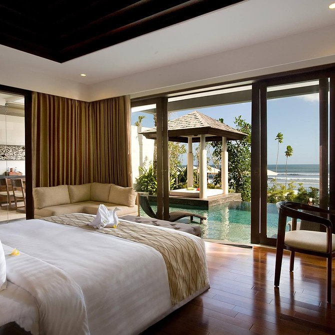 The Seminyak - Beach Resort & Spa Bedroom Private Pool View